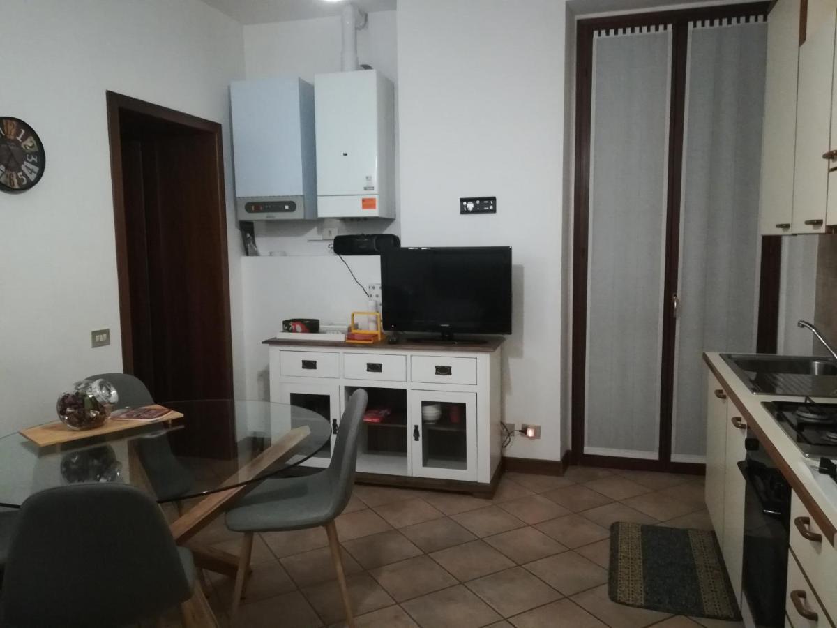 Bilocale Vicino Al Teatro Ponchielli Apartamento Cremona Exterior foto