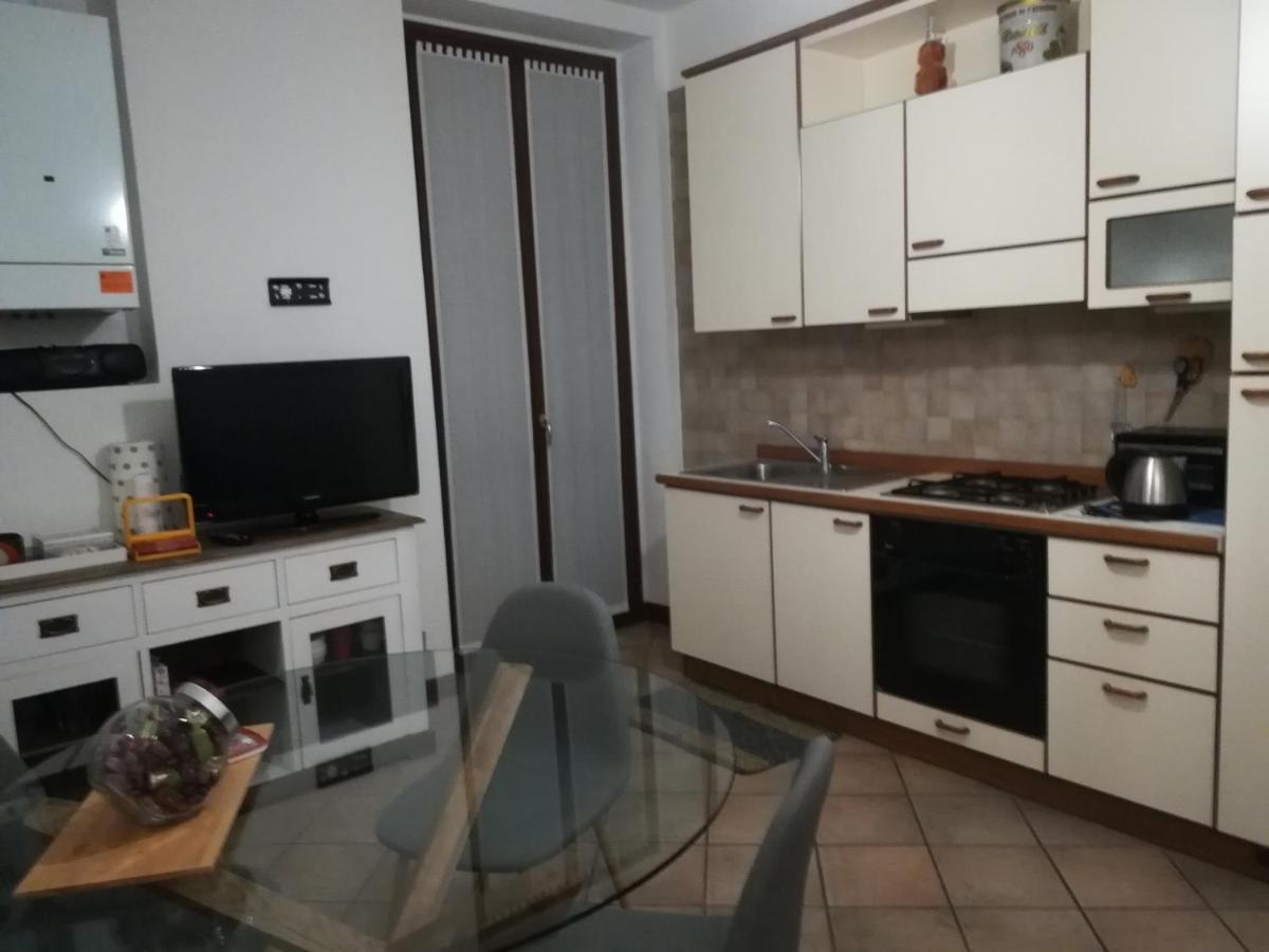 Bilocale Vicino Al Teatro Ponchielli Apartamento Cremona Exterior foto