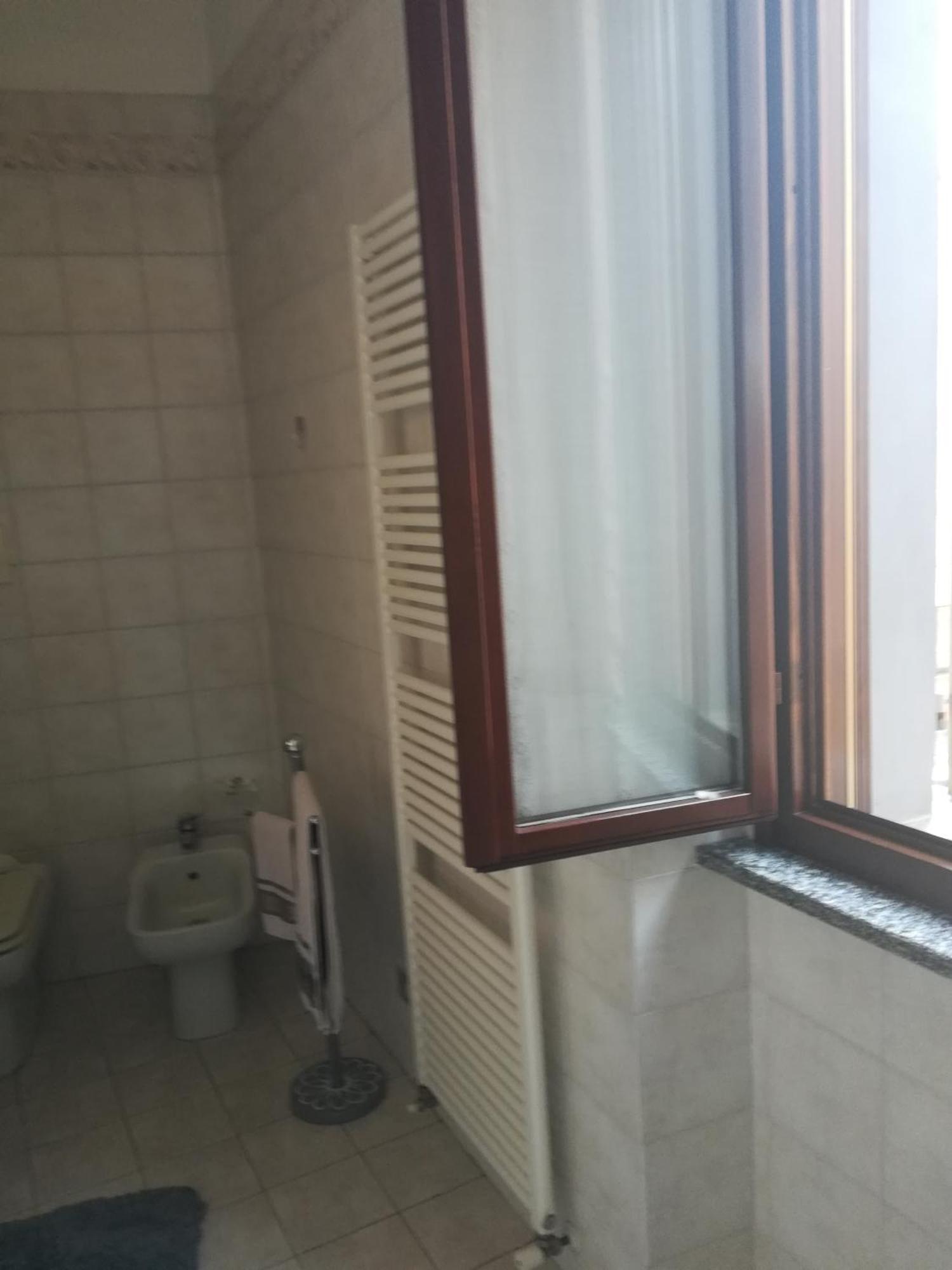 Bilocale Vicino Al Teatro Ponchielli Apartamento Cremona Exterior foto
